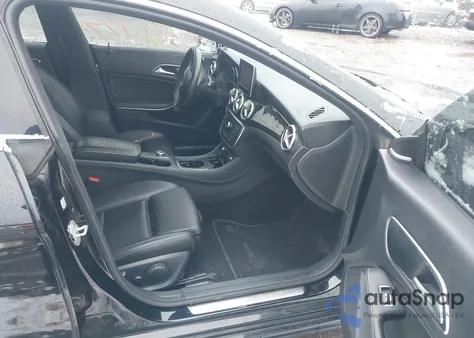 2016 Mercedes-Benz Cla 250 4Matic z USA, uszkodzony, nr VIN WDDSJ4GB4GN381634